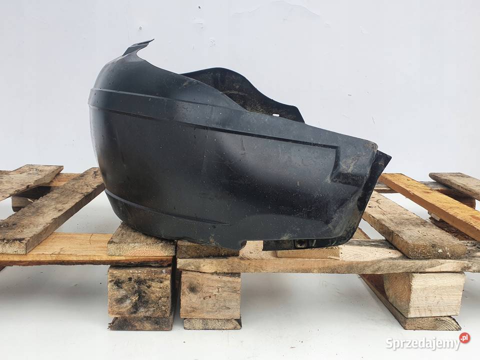 Volvo V40 I TYLNE PRAWE NADKOLE Prawy tył Rudka