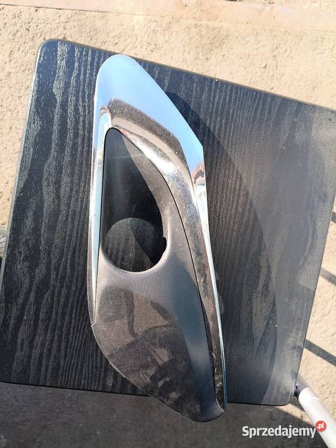Zaślepka halogenu z chromem lewa peugeot 308 Bystrzyca Kłodzka