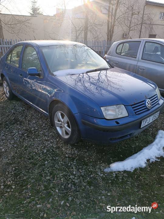 VW Bora Na czesci osobowe Radom sprzedam