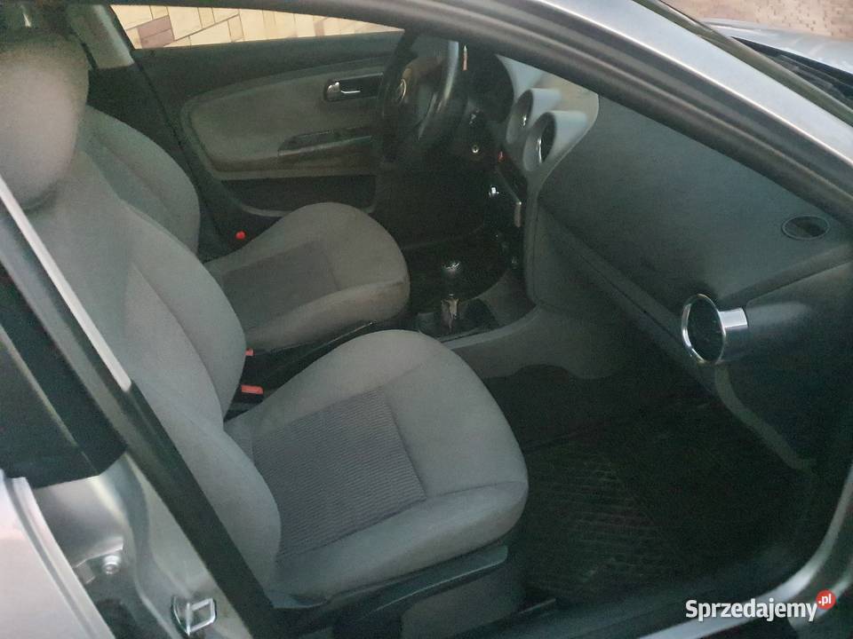SEAT CORDOBA 12 BENZY A 2003 ABS Łęg Tarnowski sprzedam