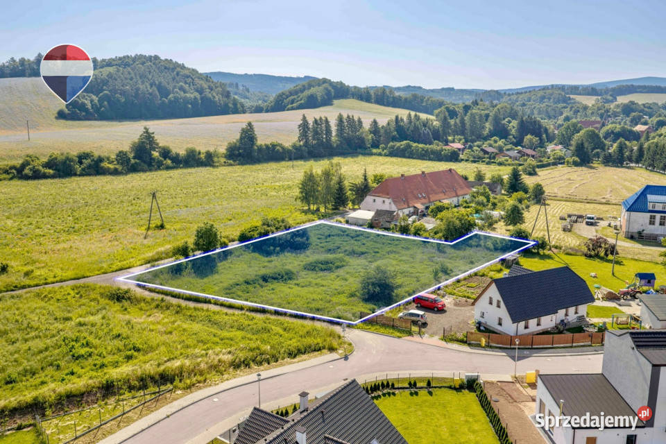 Działka budowlana 2873 m z mediami i dojazdem 2873m2 Jeleniów