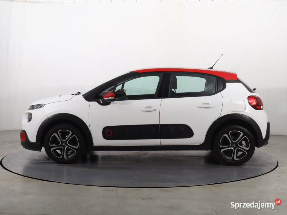 Citroen C3 12 PureTech pełny VAT Bielany Wrocławskie