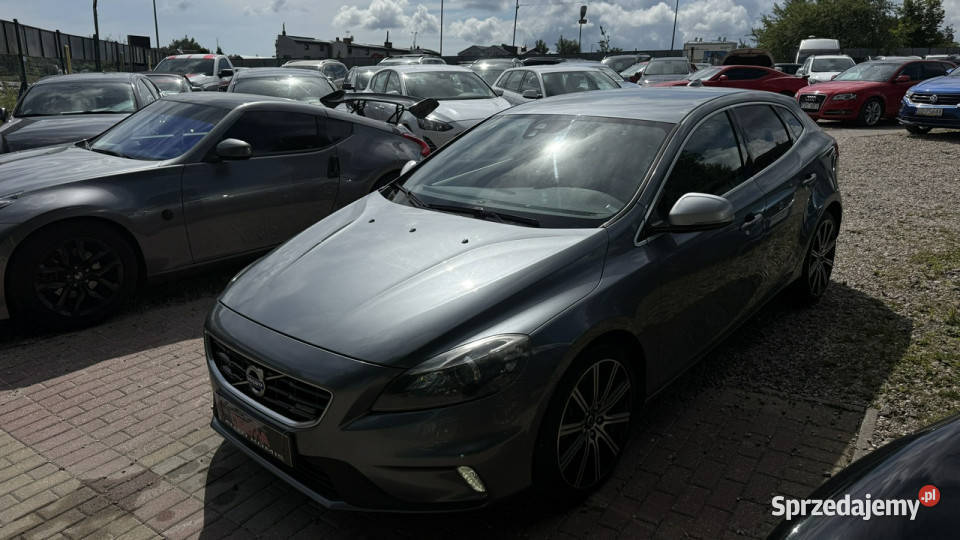 Volvo V40 20d4 190 Rdesign ledy bi xenon skóry czujnik parkowania Gdańsk