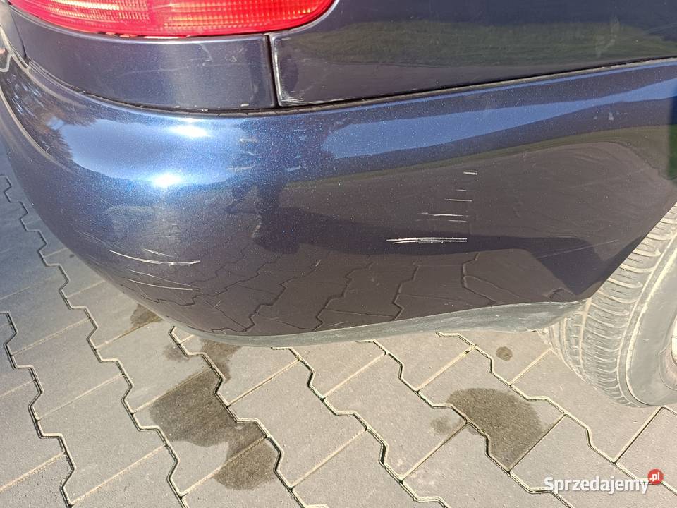 Zderzak Tył Sedan Niebieski Audi A4 B5 a23 Drzwi