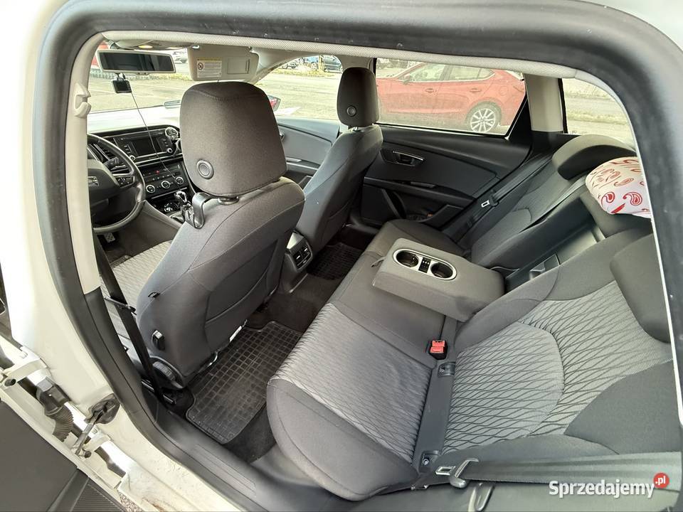 Seat Leon 3st benzyna Mosina