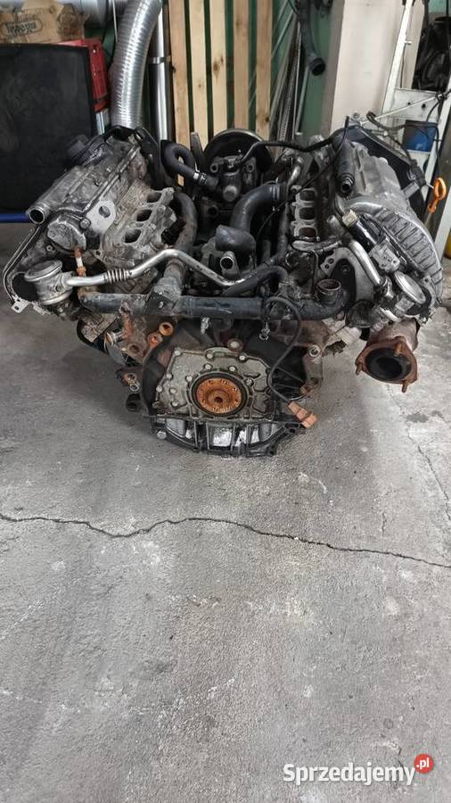 Silnik Audi 28V6 benzyna AQD