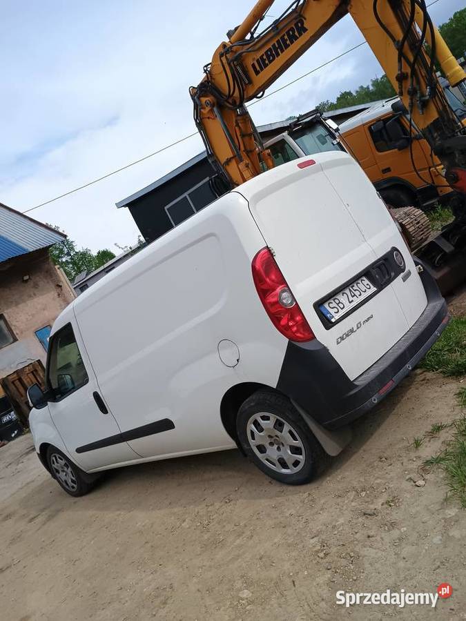 Fiat Doblo furgon 16 MultiJET 105 LIFT światła przeciwmgłowe Bielsko-Biała