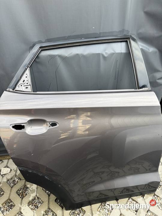 Hyundai Tucson III 15 drzwi prawy tył Kozubszczyzna