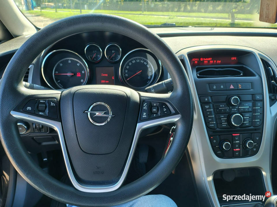 Opel Astra 13CDTI garażowany Kutno