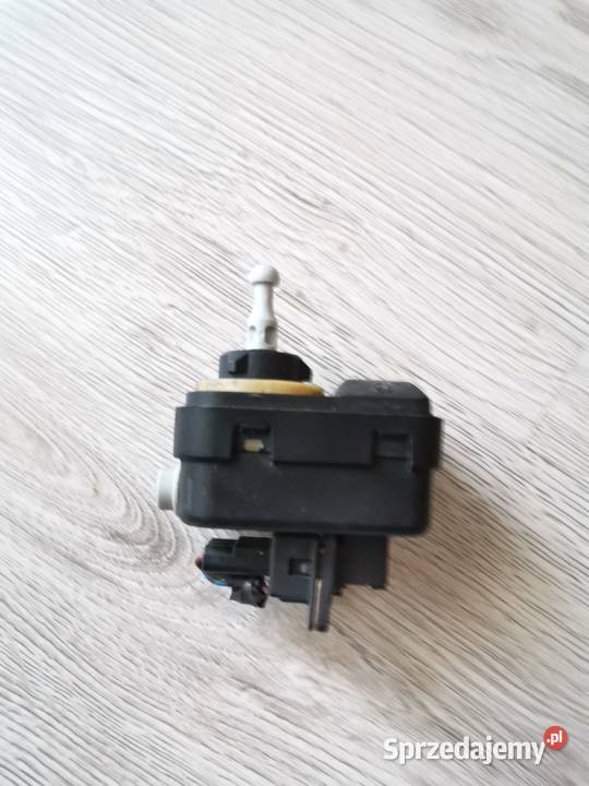 NISSAN NOTE MICRA SILNICZEK REGULACJI LAMPY Międzychód sprzedam