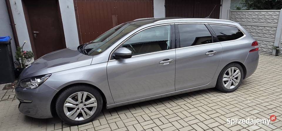 Sprzedam Peugeot 308SW wielofunkcyjna kierownica