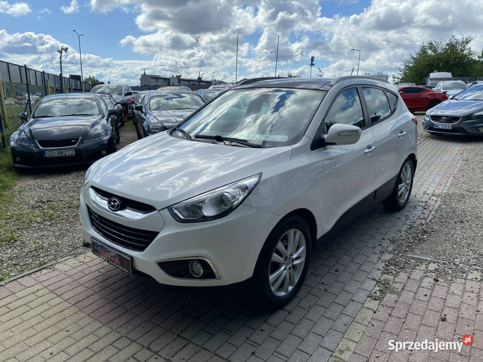 Hyundai ix35 20crdi 4x4 AWD skóry ledy Navi VAT marża Gdańsk