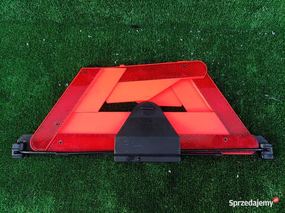 TRÓJKAT OSTRZEGAWCZY AUDI A4 B5 SEDAN 8D5860251