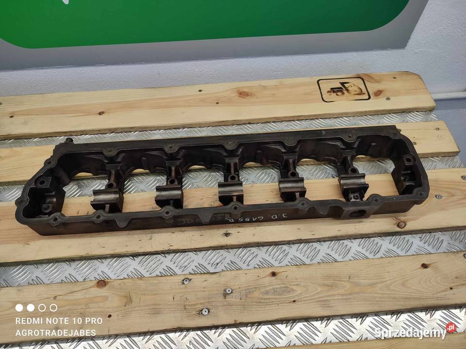 Pokrywa zaworowa John Deere 6155R R538936 Wilkowo