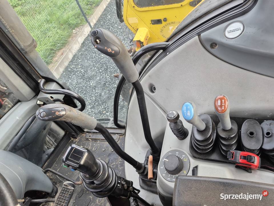 Valtra n 82 silnik SisuFendt z ładowaczem Turek