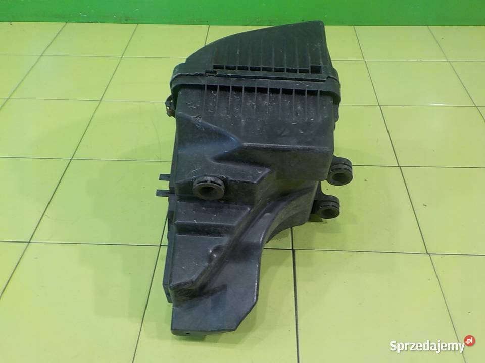 MAZDA 3 BM III 22 D 15r SEDAN 4D obudowa filtra Suków