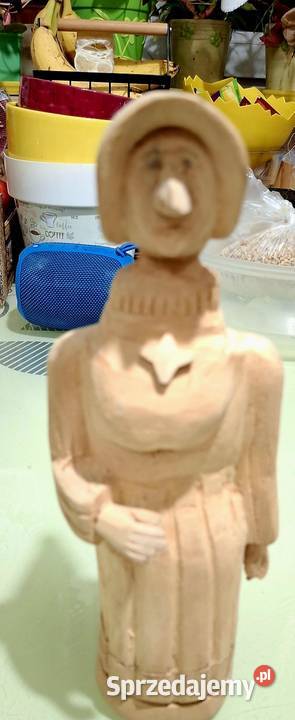 Figurki z drewna 9 sztuk Chorzów