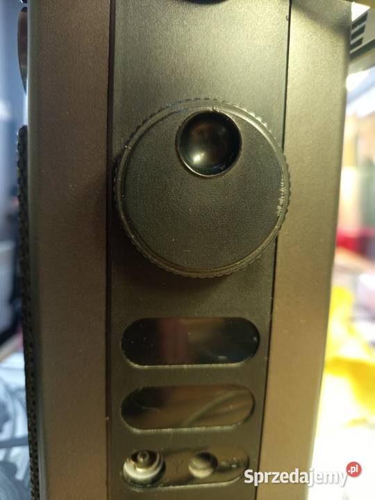 Zabytkowy radiomagnetofon Gliwice