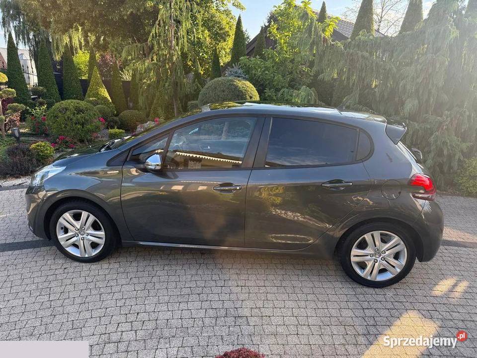 Peugeot 208 12 PureTech Style 2018r 75000km wielkopolskie Krotoszyn