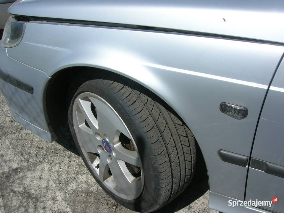 Błotnik lewy przód SAAB 95 2003 srebrny sprzedam