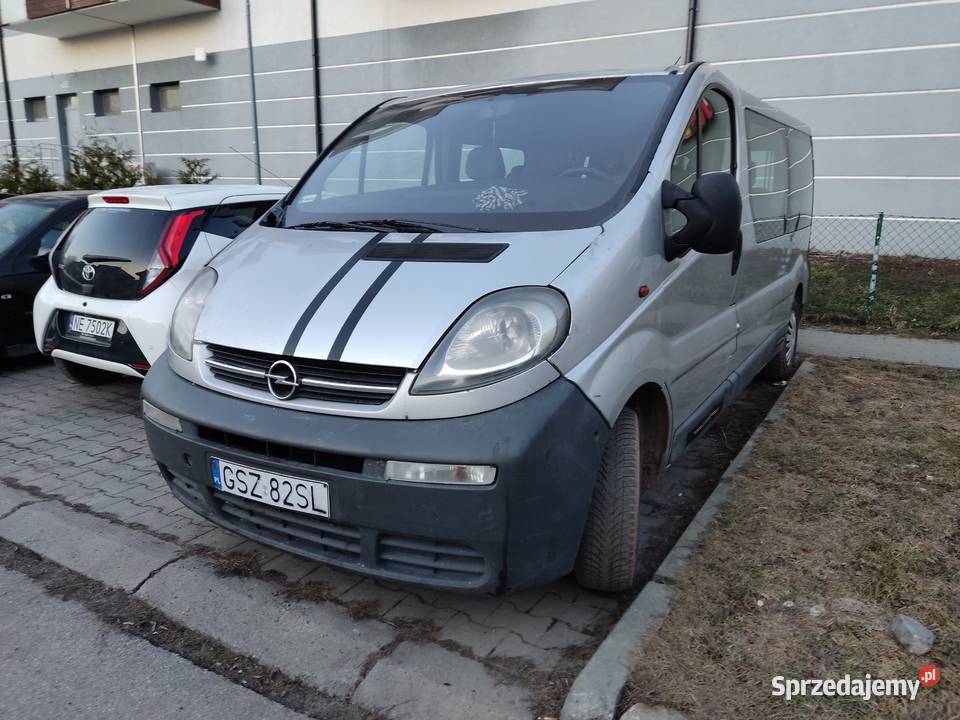 OPEL VIVARO 9osob r2005p19diesel opłaty Elbląg sprzedam