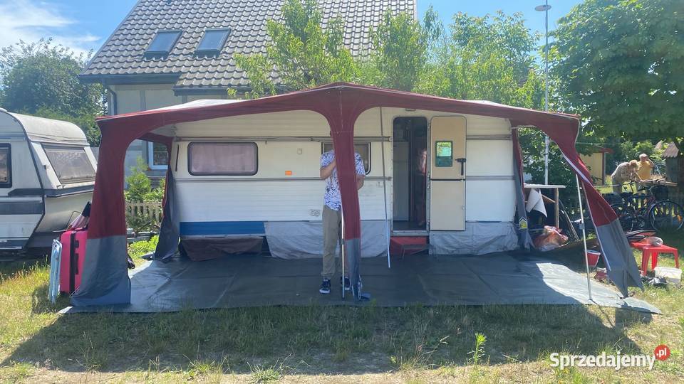 Przyczepa kempingów morzem Bałtyckim Oleśnica