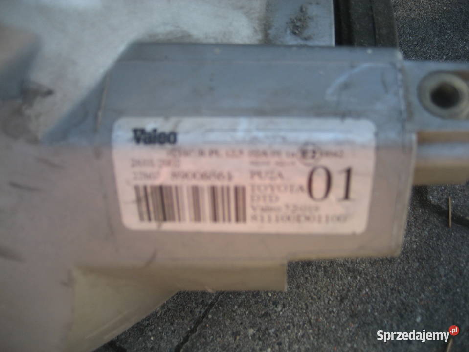 toyota yaris i 0004r lampa przód prawa 89006861 wielkopolskie Rakoniewice