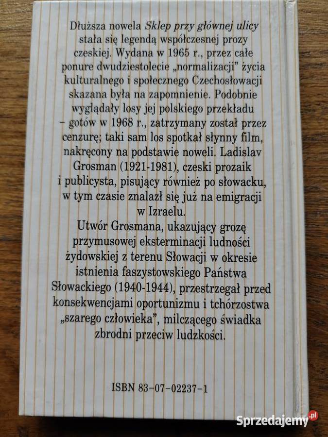 Sklep głównej ulicy Ladislav Grosman twarda