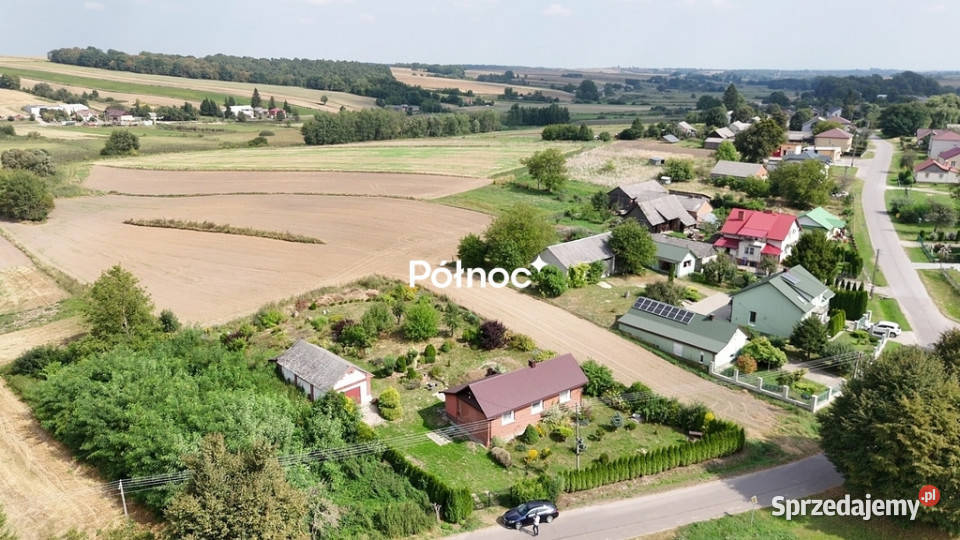 Przytulny dom wśród zieleni Zwiartów