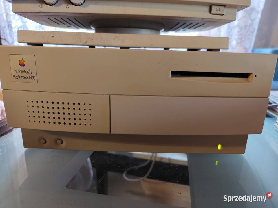 komputer Apple stary zabytek Lubin