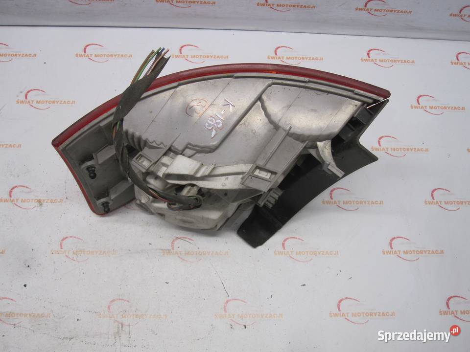 AUDI A4 B7 III 07r lampa lewa tył 8E9945095E Kielce