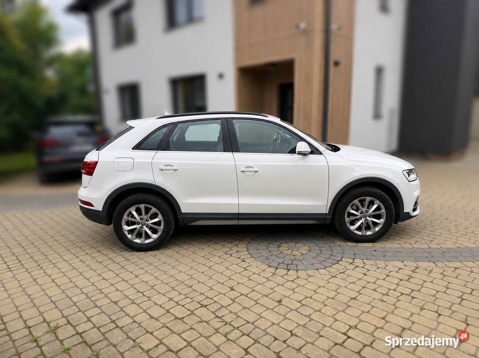 AUDI Q3 20 TDI Quatro 1968cm3 Przemyśl