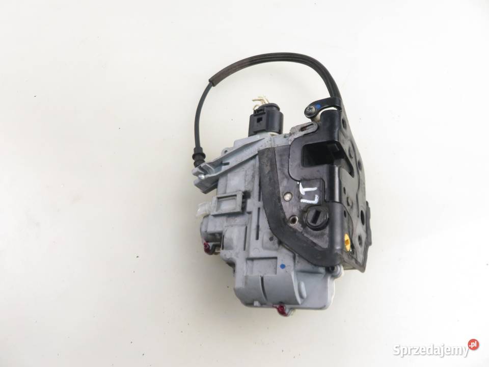 ZAMEK LEWY TYLNY VW PASSAT B6 B7 3C4839015A Motoryzacja sprzedam