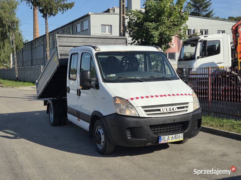 IVECO DAILY 35C12 Doka 7 osób Kiper 3m Pilot Rok produkcji 2008 podkarpackie Łańcut