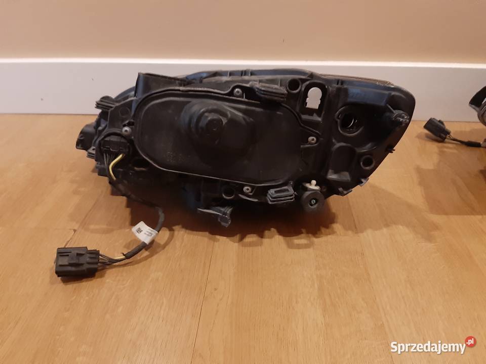 volvo s60 ii v60 lampa prawa lewa lift przednia Części montażowe Busko-Zdrój