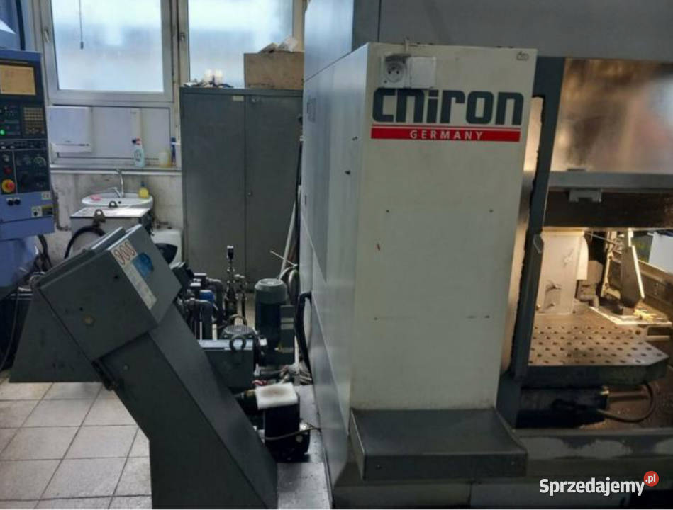 Centra obróbcze pionowe FZ 12W Magnum28639 Produkcja Legnica