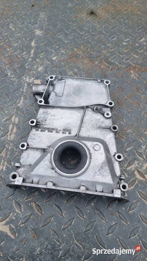 Pokrywa rozrzadu silnika m104 Bełżyce