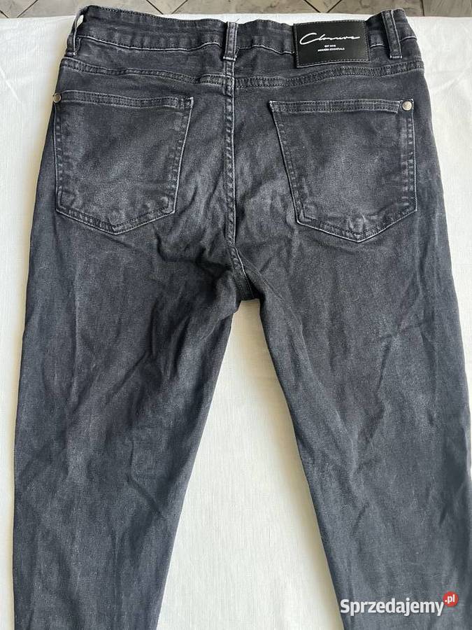 Czarne jeansy CLOSURE skinny rozmiar 34R mazowieckie Sochaczew