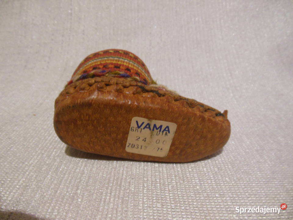 Bucik ze skóry na igły Kielce