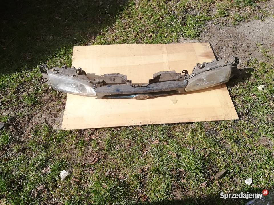 Mondeo I 9296r Lampy przód lewaprawa atrapa Rok produkcji 1993 Oświetlenie Malczyce