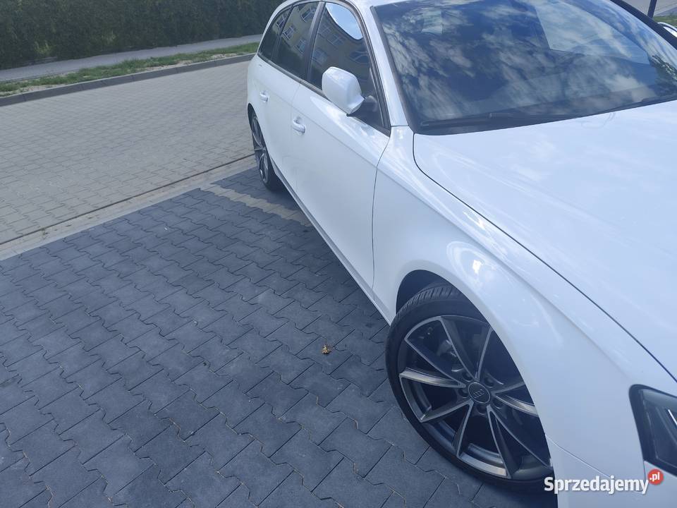 Audi A4b8 avant 2012r Rok produkcji 2012 Góra Kalwaria