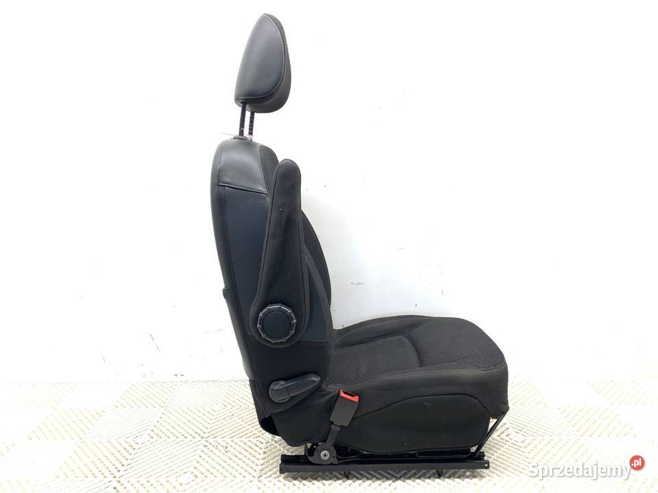 FOTEL LEWY PRZÓD OPEL VIVARO B Bus 1419 osobowe