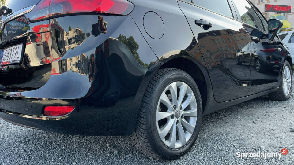 Opel Zafira Zarejestrowany Ubezpieczony C 2011 nieuszkodzony Elbląg