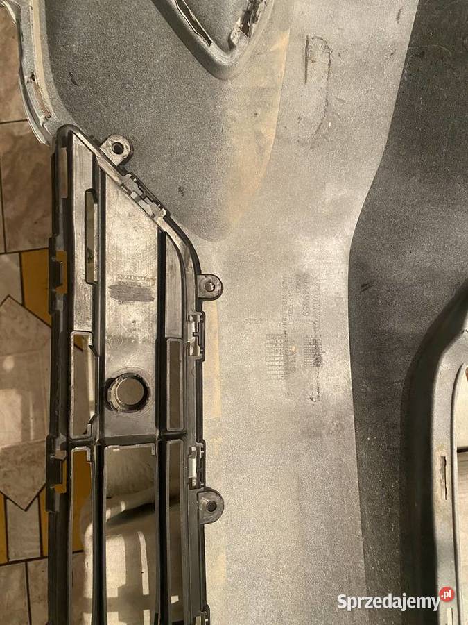 Zderzak Volvo XC40 lubelskie Dęblin sprzedam