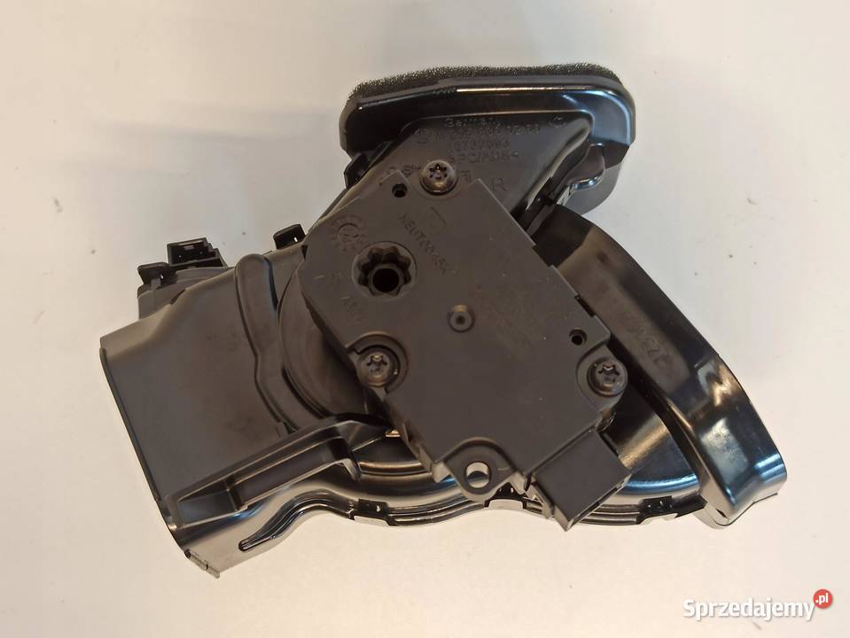 KANAŁ NAWIEWU PRAWY MERCEDES W205 A2058300200