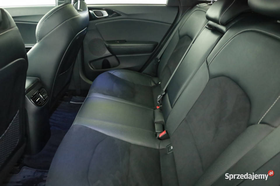 Kia ProCeed 10 TGDI szyberdach