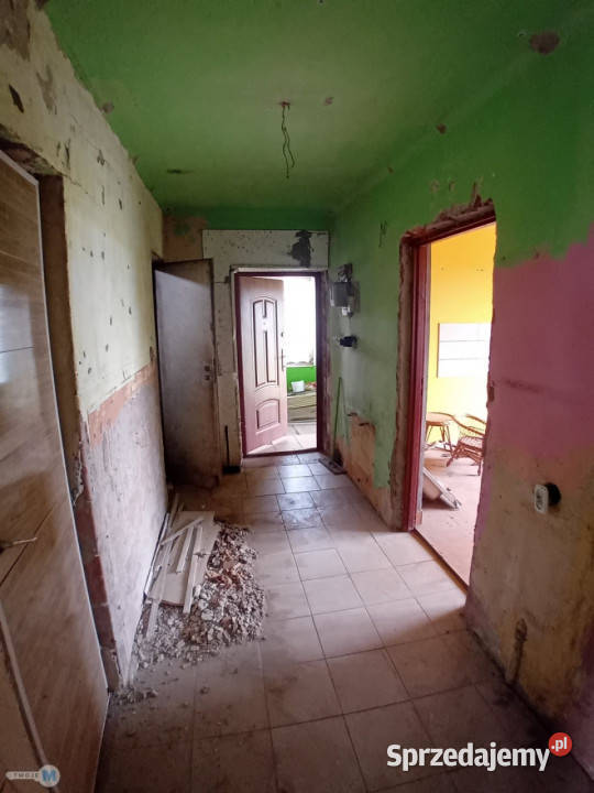 Dom wolnostojący Ożarów 135m2 do remontu sprzedam