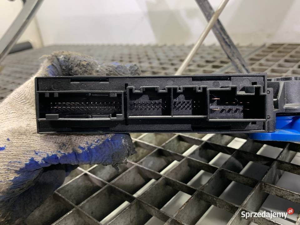 PODNOŚNIK SZYBY LEWY PRZÓD AUDI A4 B6 8E1959801G podkarpackie