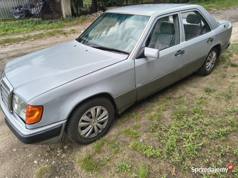 MercedesBenz W124 Radom