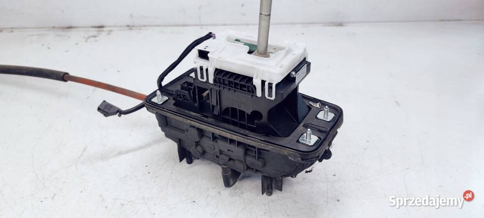 WYBIERAK LEWAREK AUDI A6 C6 AUTOMAT 4F2713041AC Przystajń